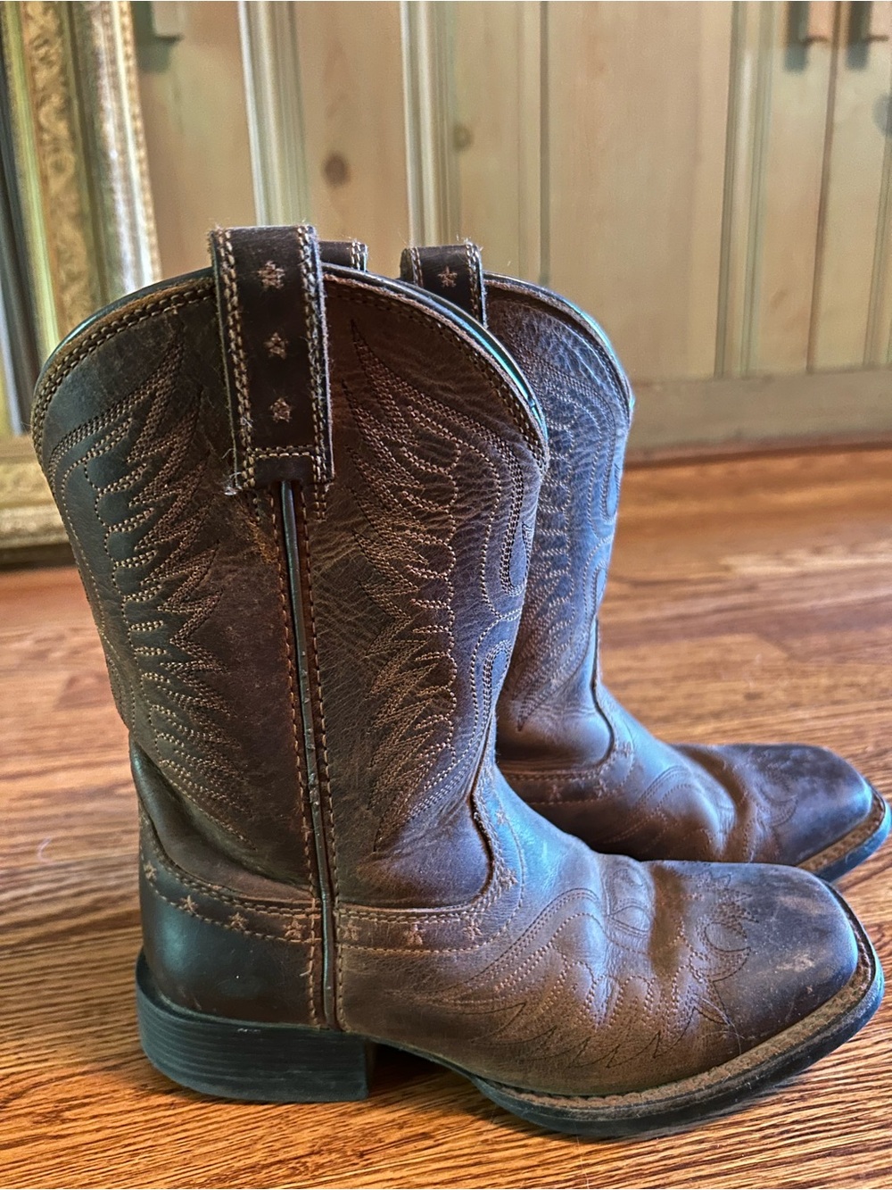 Ariat kids Brown Leather Western Cowboy Boots